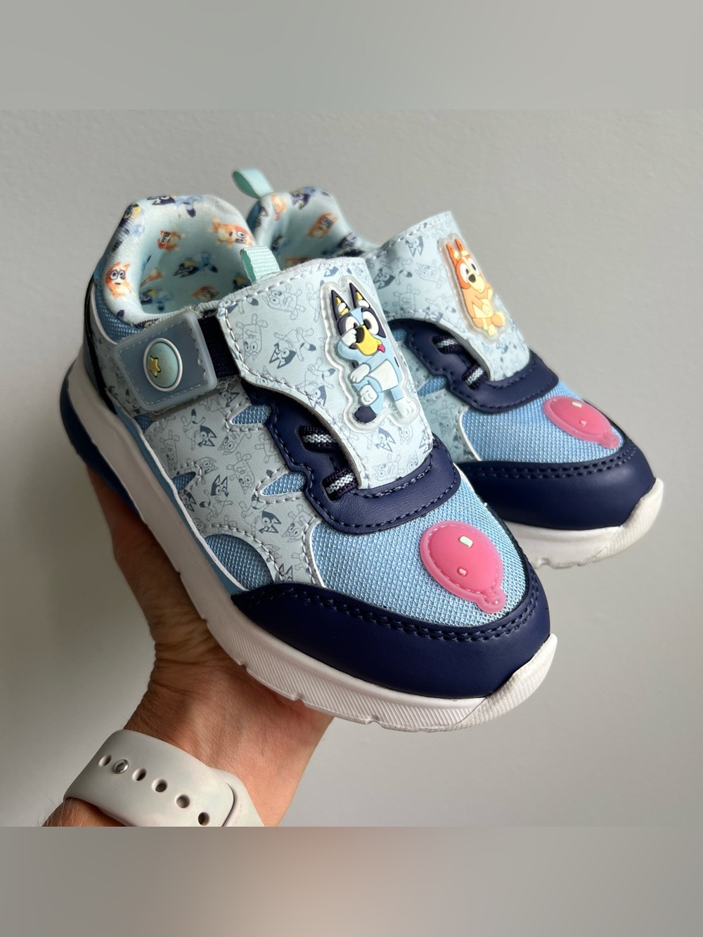 Disney Bluey Light up Velcro Sneakers